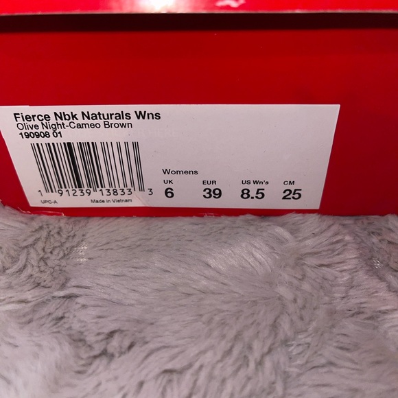 Puma Olive & Pink Sneakers - Picture 4 of 4